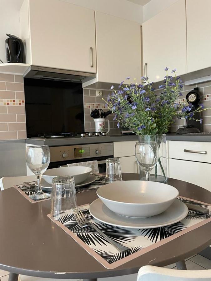 Le Tranquille - Calme - Parking Prive Apartamento Ambilly Exterior foto
